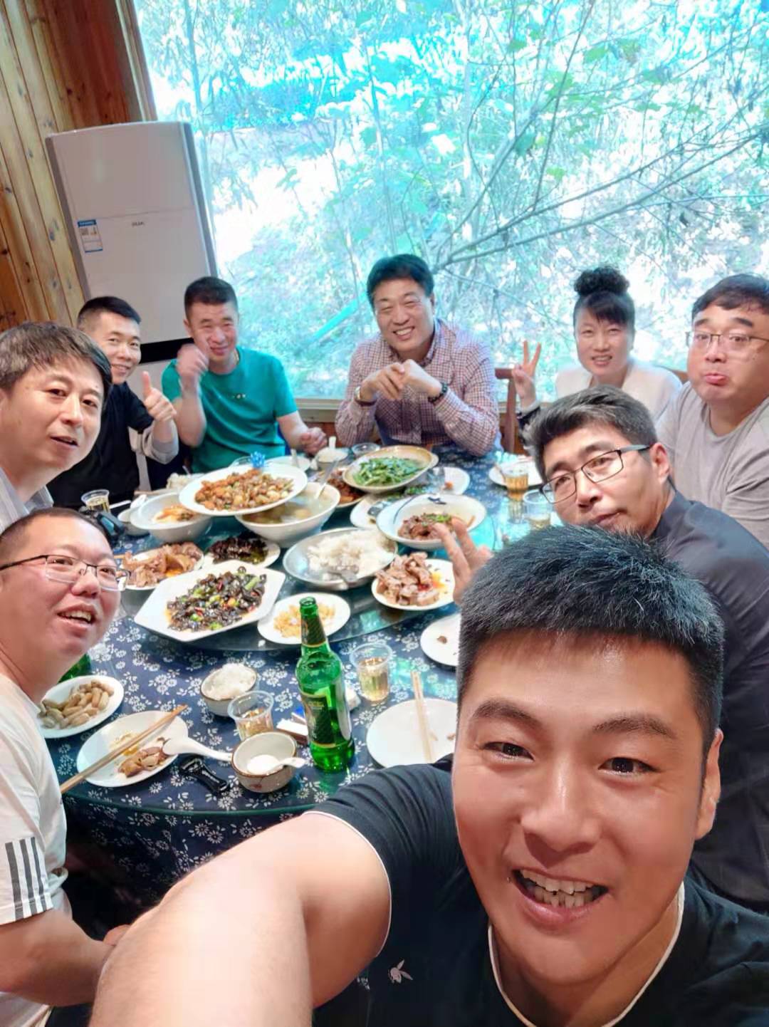 中国尊龙集团