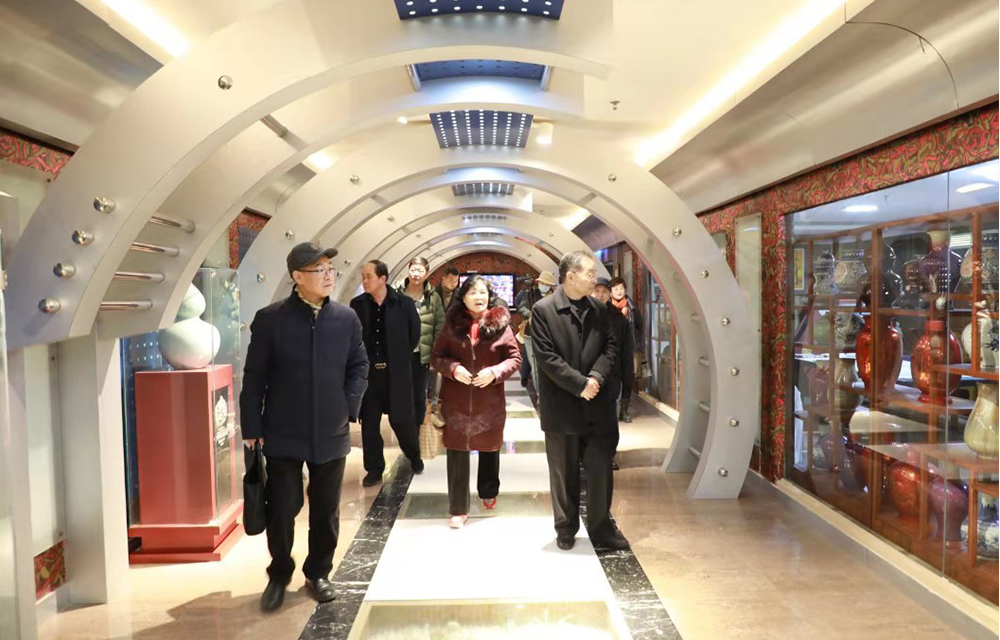 中国尊龙集团